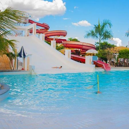 Lacqua Diroma -Cn Hospedagem Hotel Caldas Novas Bagian luar foto